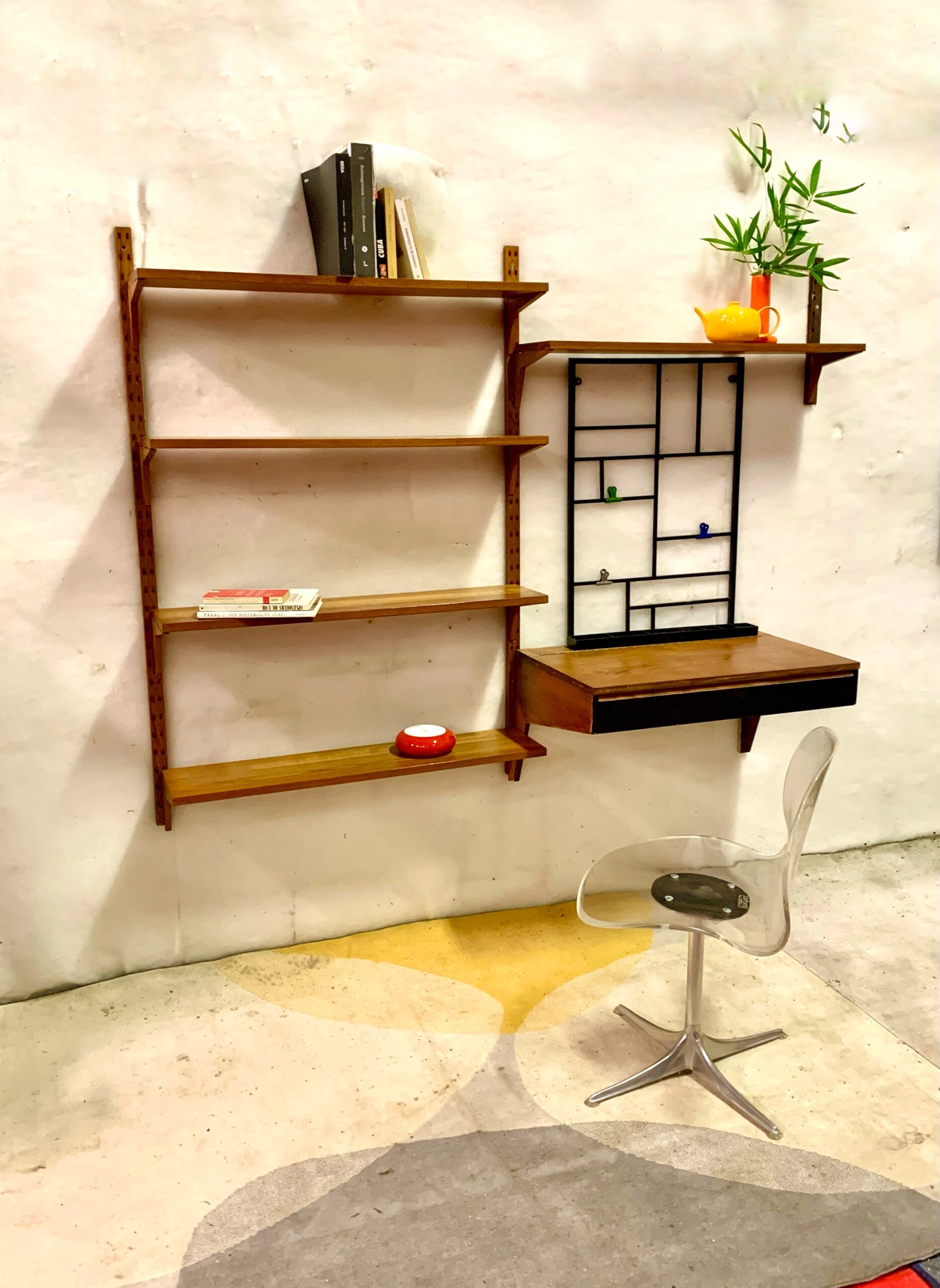 Poul Cadovius Office Wallunit