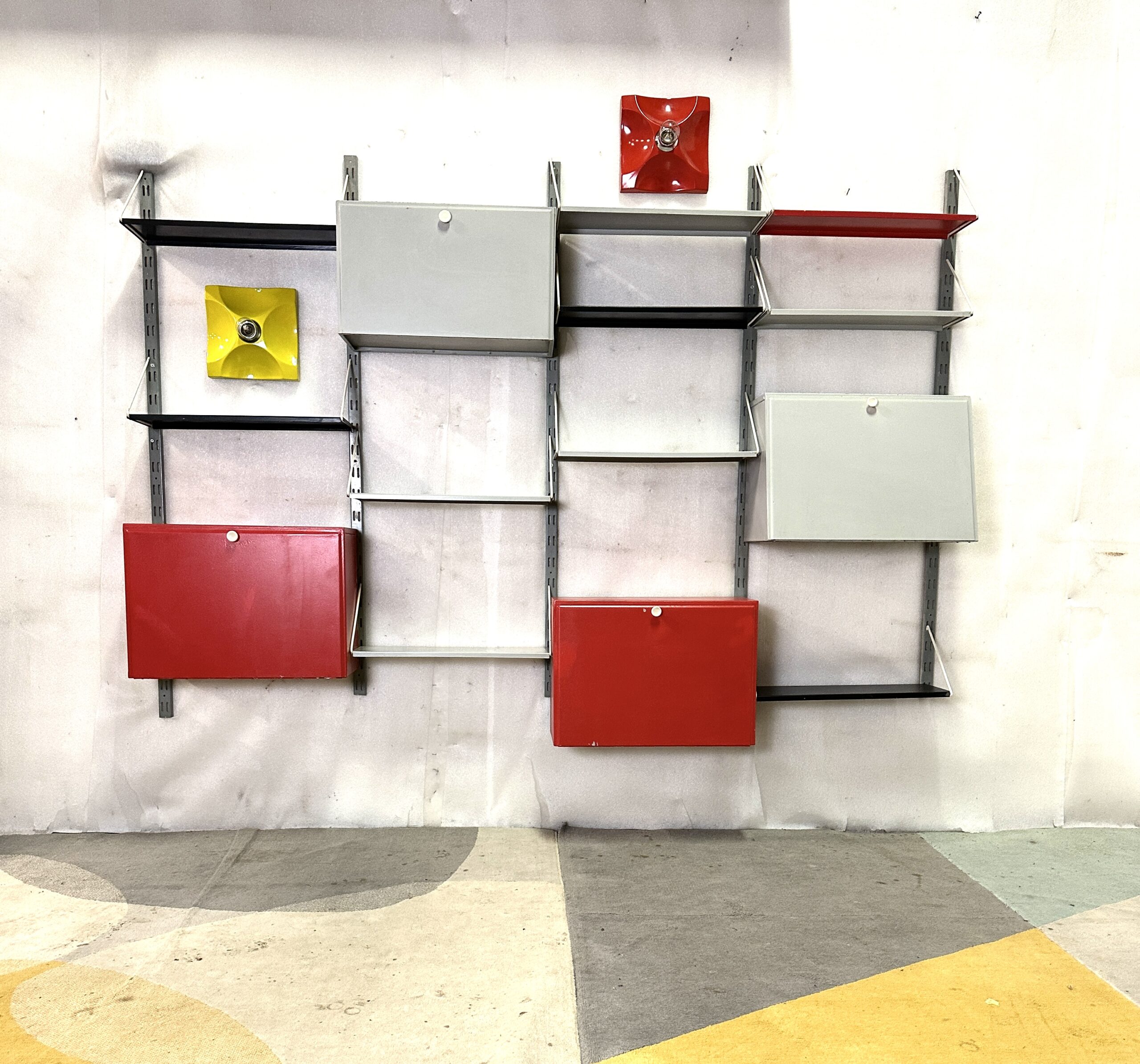 Pilastro wall Unit by Tjerk Reijenga 1960