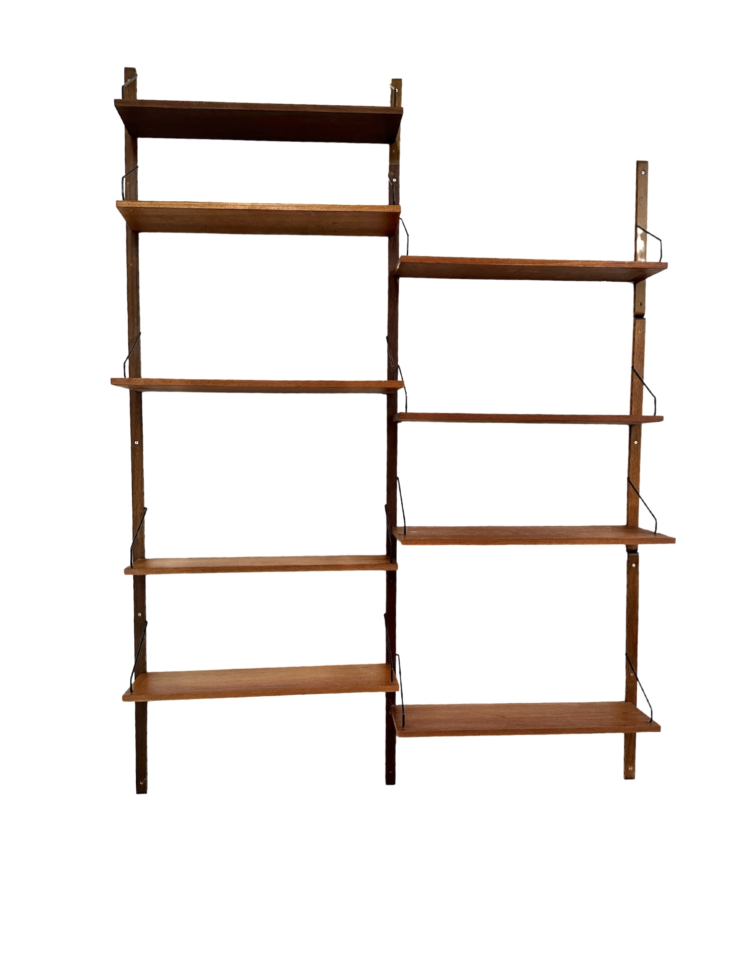 Poul Cadovius shelves II Denmark